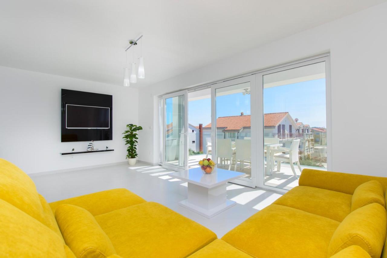 Apartment Royal II Βόντιτσε Εξωτερικό φωτογραφία