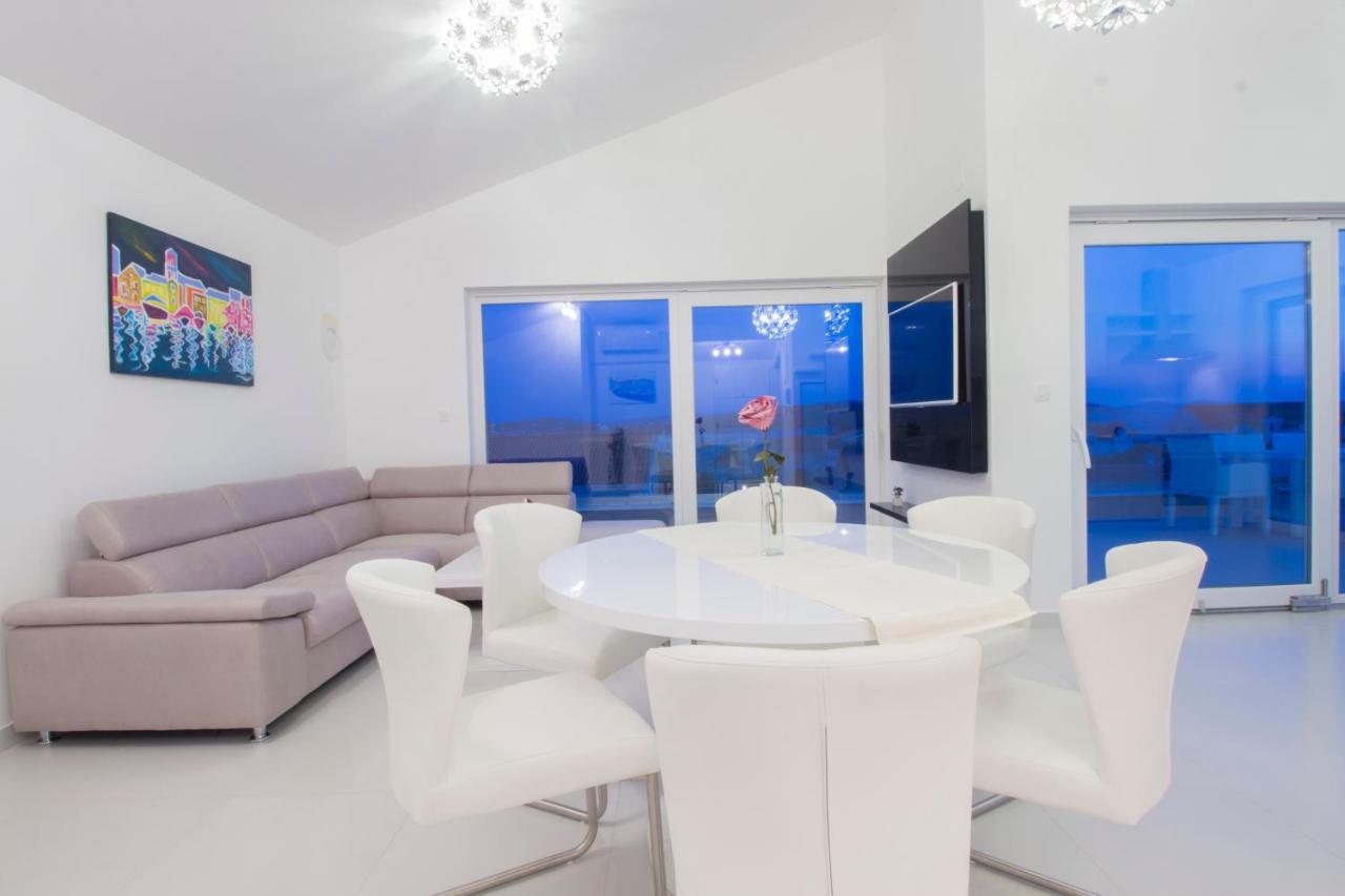 Apartment Royal II Βόντιτσε Εξωτερικό φωτογραφία