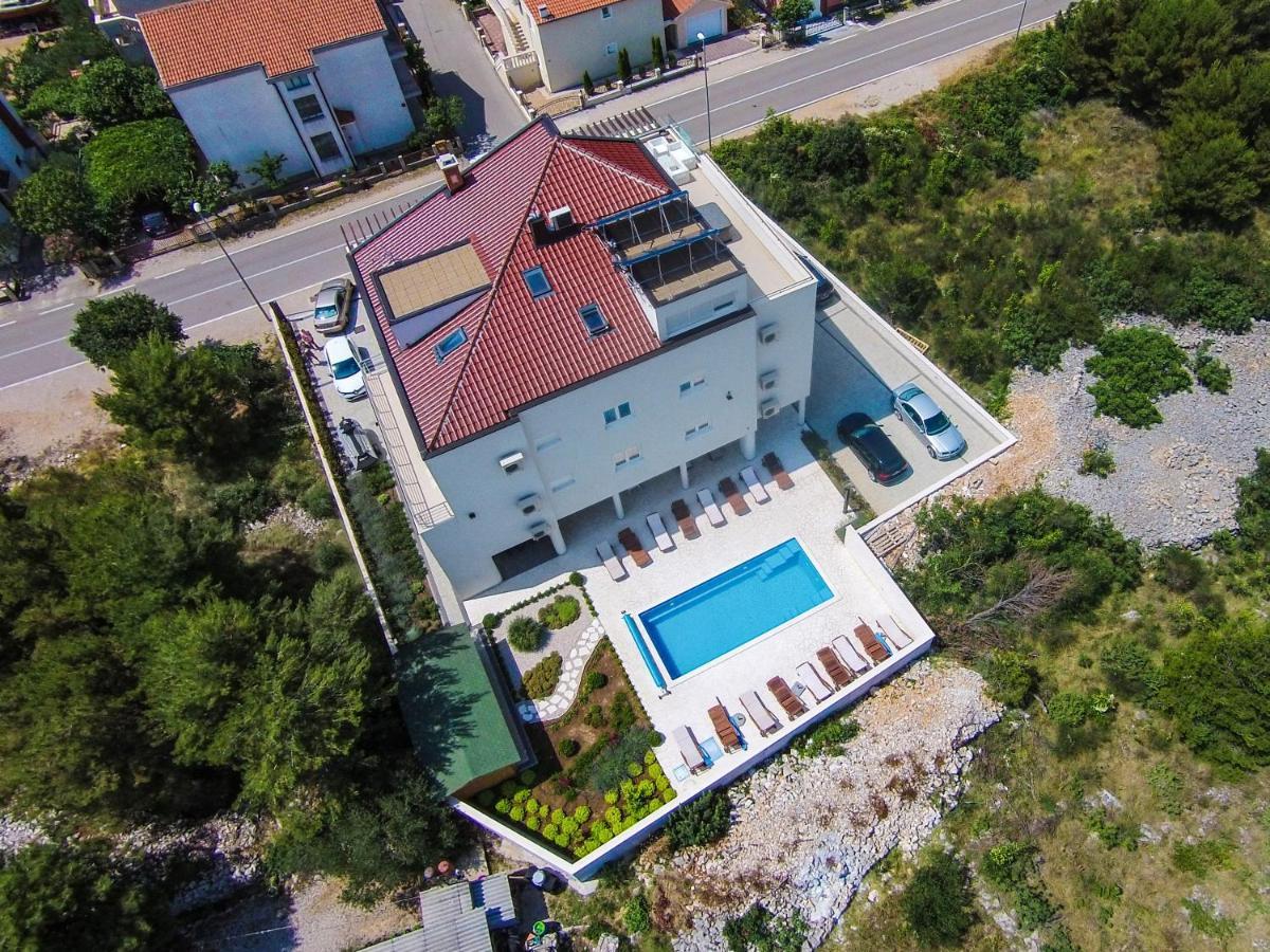 Apartment Royal II Βόντιτσε Εξωτερικό φωτογραφία