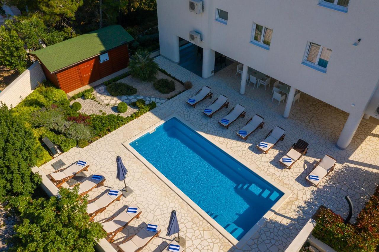 Apartment Royal II Βόντιτσε Εξωτερικό φωτογραφία